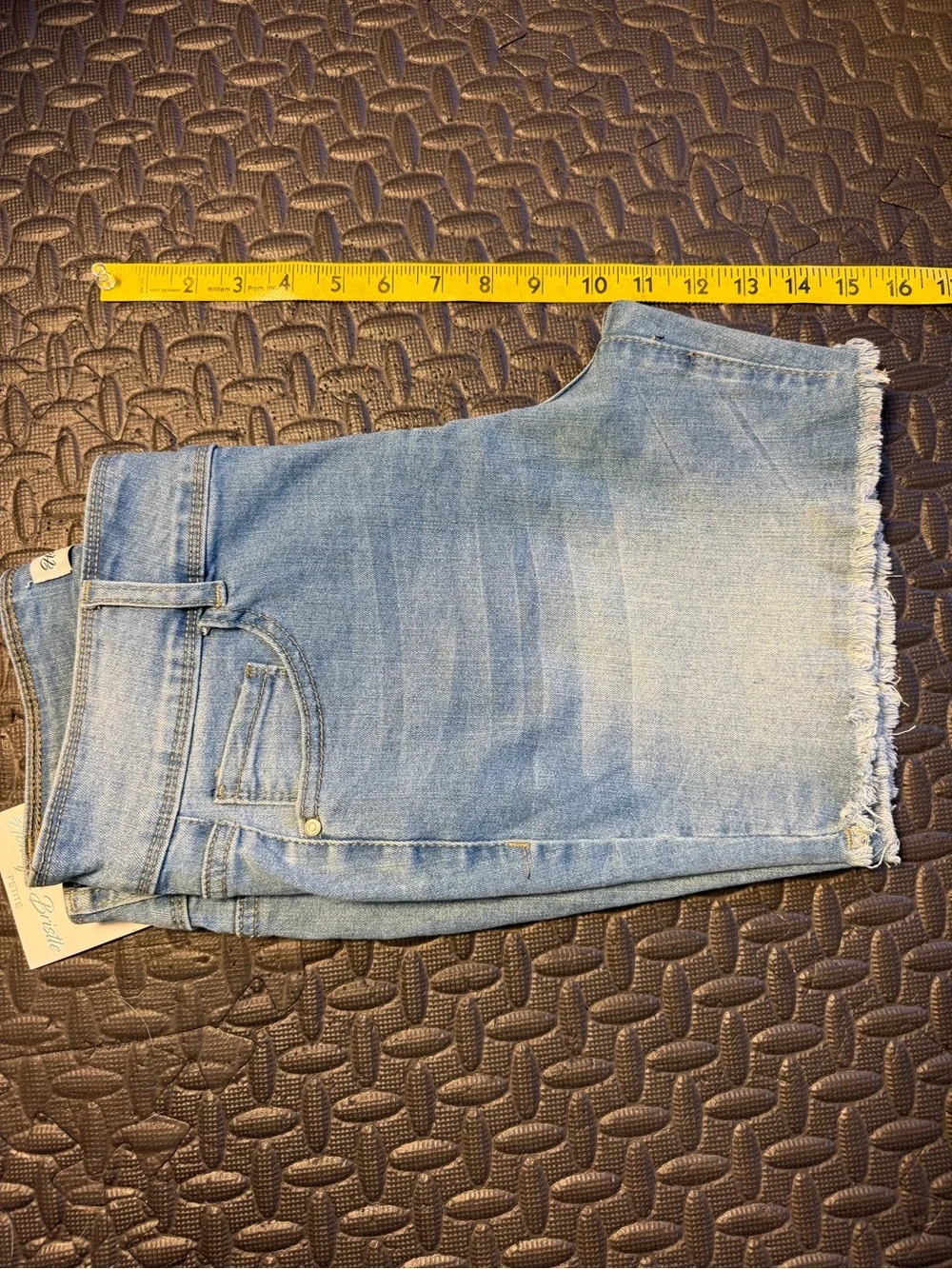 NWT Honey & Bristle Light Wash Distressed Denim Shorts Size 12 Petite